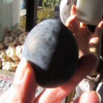 Photo d’œuf à la coquille noire de la vallée d’Ôwakudani, 2015